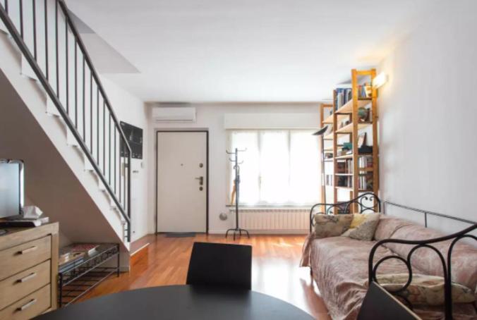 Vintage Apartment In Corvetto Area ميلان المظهر الخارجي الصورة